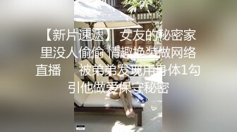  活久见稀缺资源美女下乡暗黑歌舞团，村里的大老爷们儿都来了！话说有几个妹子长得还真不错