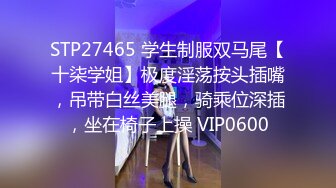  高挑车模完美炮机全裸热舞，上来就是甜逼，卖力交手持镜头展现精彩画面