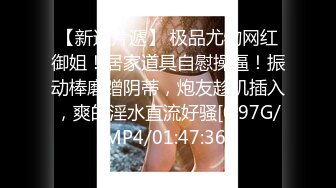 《极品CP?魔手?外购》大胆坑神潜入商场女厕独占坑位隔板缝中现场实拍多位小姐姐方便?角度刁钻逼脸同框